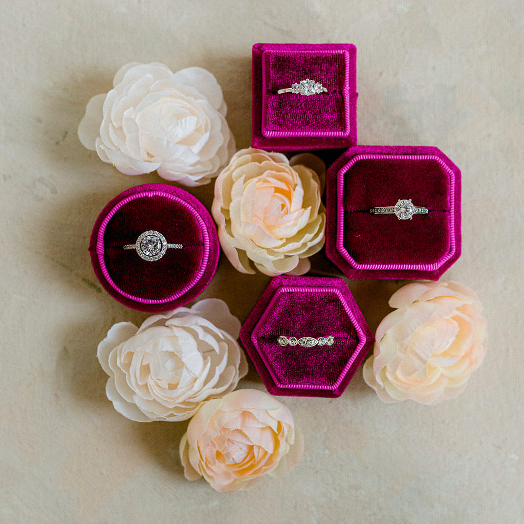 Fuchsia Round Velvet Ring Box