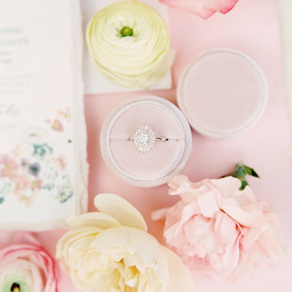 Peachy Cream Round Velvet Ring Box